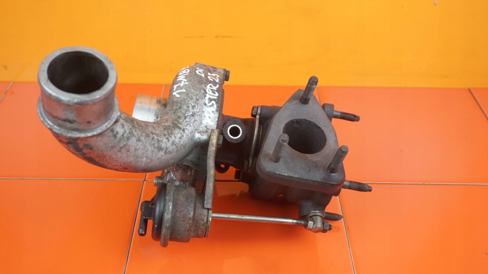 cef16372ad402a74b8980648c16af54f